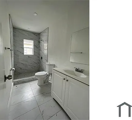 2033 NW 43rd St #2033 — Photo 8