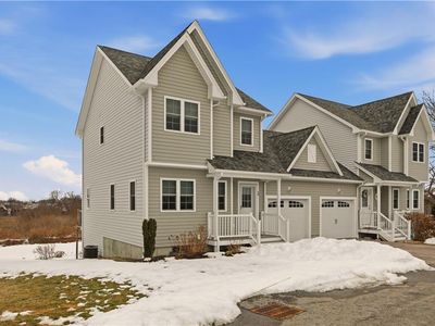 58 Seafare Ln, Portsmouth, RI, 02871