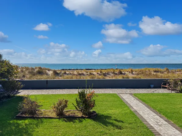 3848 Atlantic Avenue image 1 of 24