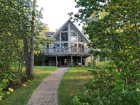 2nd image of 13262 W Lakeshore Dr