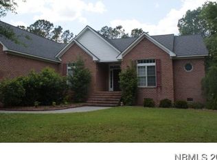 1206 Barkentine Dr, New Bern, NC 28560