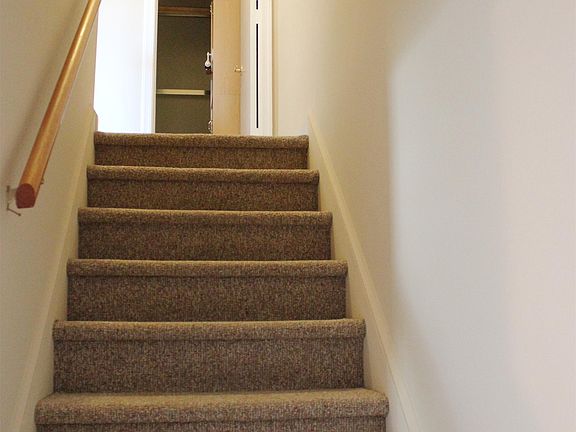 2nd image of 56 Countryplace Ln