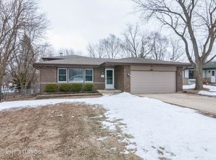 967 Valewood Rd, Bartlett, IL 60103
