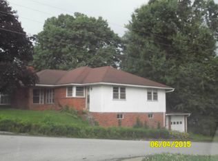 600 W Broadway St, Higginsville, MO 64037