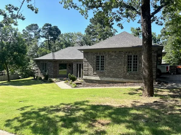 12 Live Oak Ln, Russellville, AR 72802