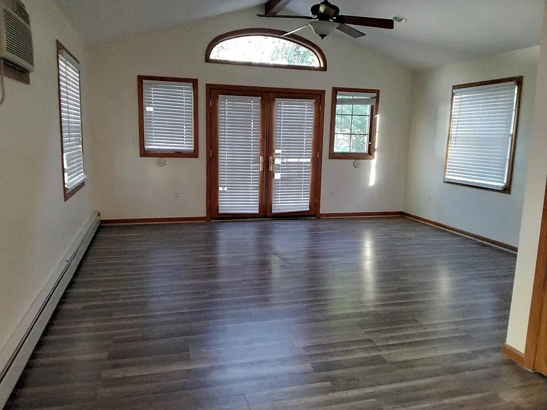 Extra Large Family Room with High Ceiling