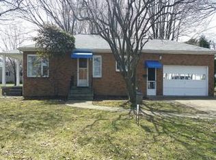 22 Madison Ave, Silver Creek, NY 14136