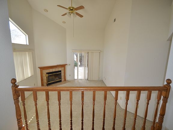 5th image of 335 Finch Dr