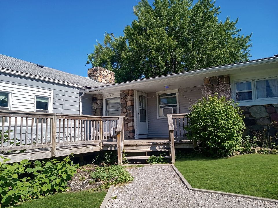 1st image of 12710 N Saginaw Main House