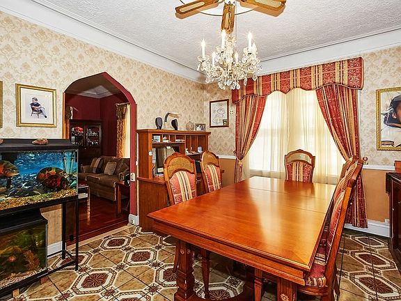 Apt #1 Dining Rm