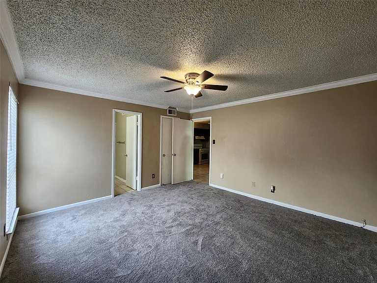 17331 Red Oak Dr #52 — Photo 8
