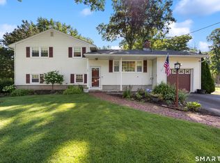 28 Fallon Drive, North Haven, CT 06473