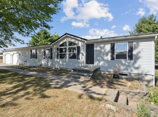 2325 Jamestown Ave, Independence, IA 50644