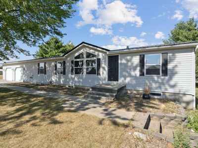 2325 Jamestown Ave, Independence, IA, 50644