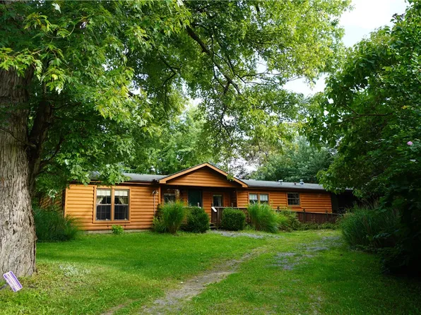 101 Valley Dr, Freedom, PA 15042