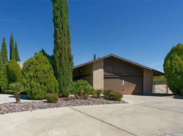15490 Mondamon Rd, Apple Valley, CA 92307