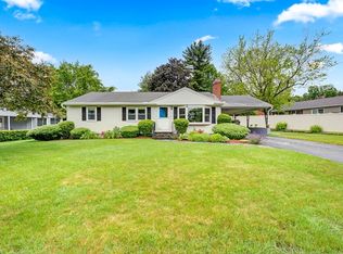 21 Crestfield Ln, Leominster, MA 01453