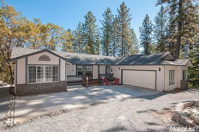 1st image of 6077 Silverleaf Dr