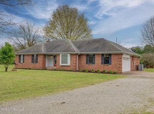 11615 Whispering Pines Dr, Olive Branch, MS 38654