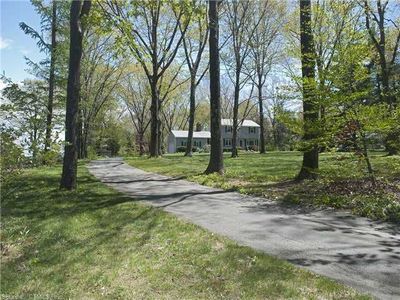 671 Gaylord Mountain Rd, Hamden, CT, 06518