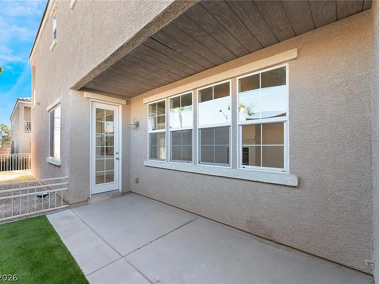 7564 Cultural Ct — Photo 18