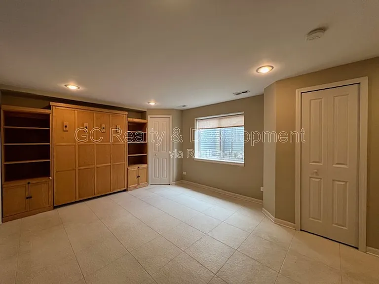 498 Grosvenor Ln — Photo 31