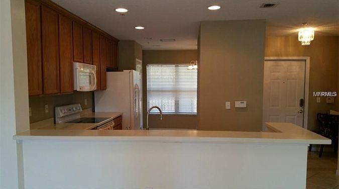 2nd image of 909 Waterside Ln APT 209