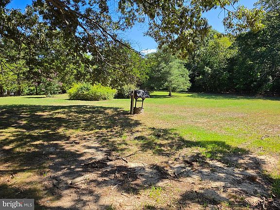 5th image of 5865 Mackall Rd