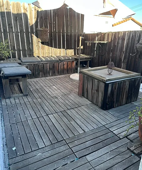 Private upstairs deck with view from upstairs bedroom