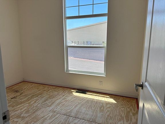 3rd image of 1898 E Gettysburg Ave #147