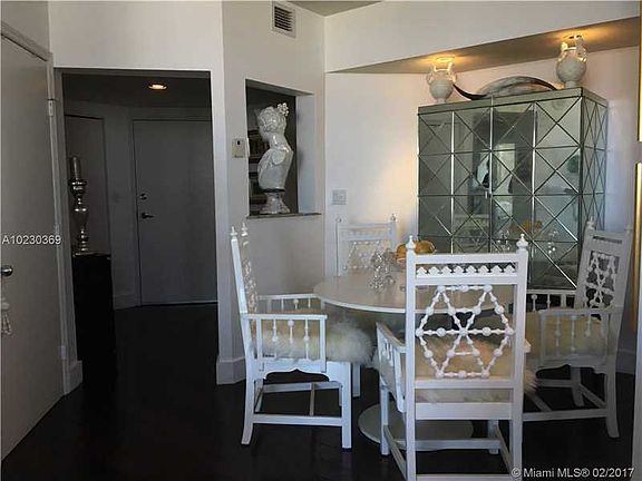 4th image of 1330 West Ave APT 2013