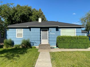 1418 SW 11th St, Redmond, OR 97756