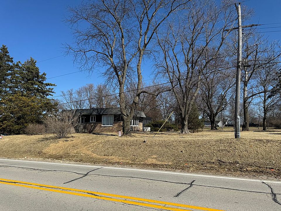 1st image of 2740 N Cedar Rd