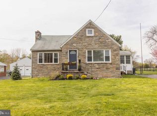 214 W Brookhaven Rd, Brookhaven, PA 19015