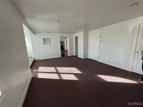3rd image of 17051 Red Lodge Ln