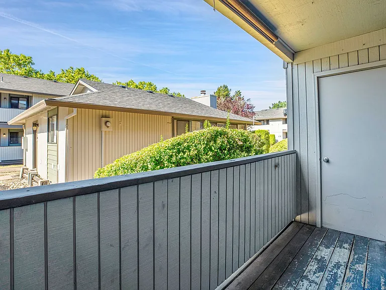 MOUNTAIN VIEW TERRACE — Photo 12