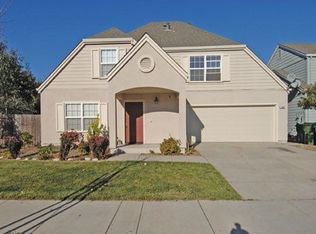 1883 Malibu Cir, Santa Rosa, CA 95401