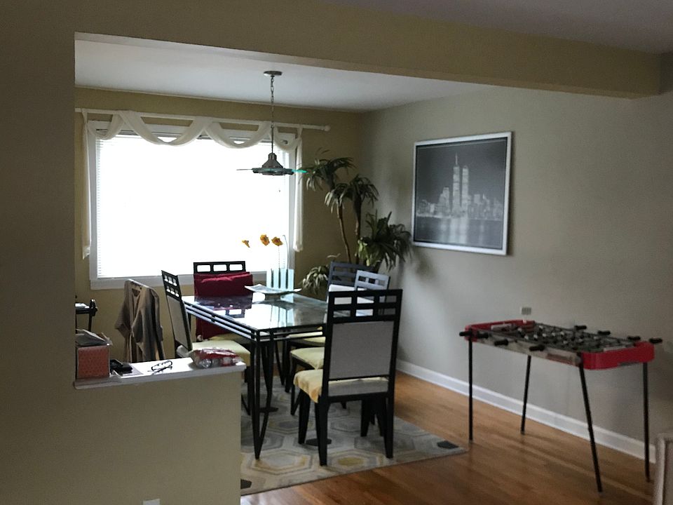 2nd image of 14 Whitman Rd