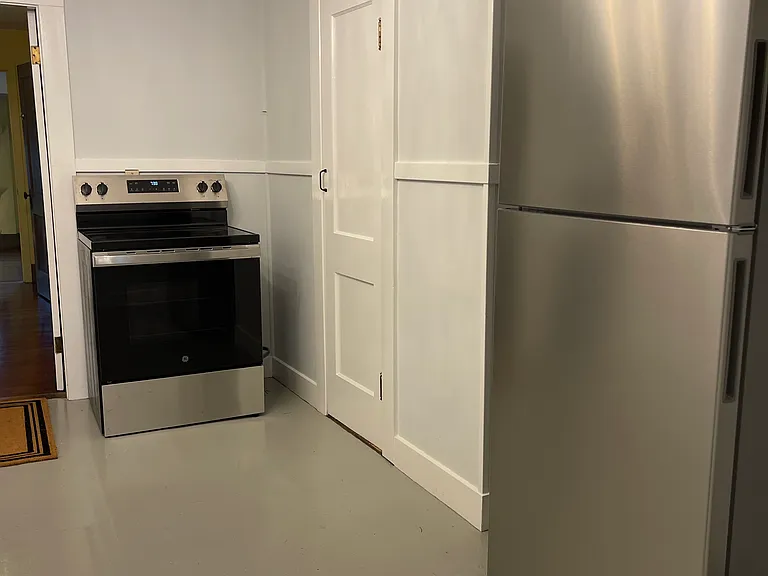 7 Somerset St #3 — Photo 9
