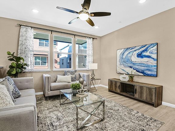 4th image of 2094 Mahuron Cir
