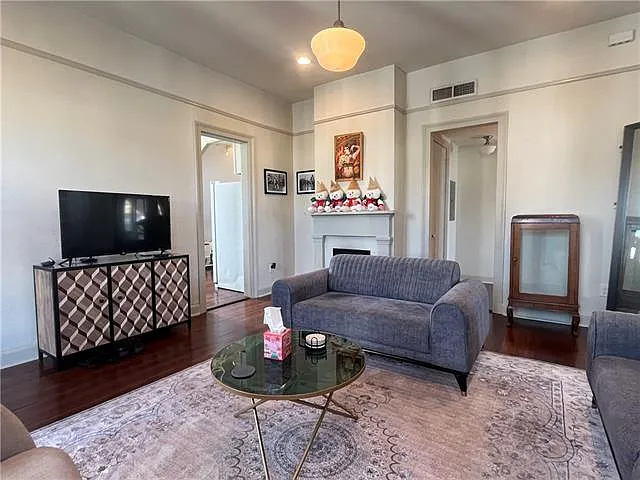 734 Ursulines Ave — Photo 5