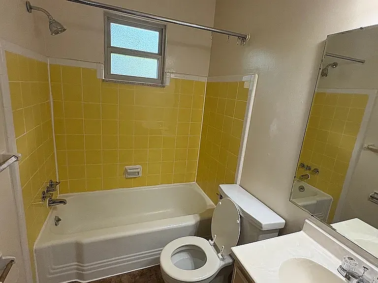 3081 Indianola Ave #E — Photo 6
