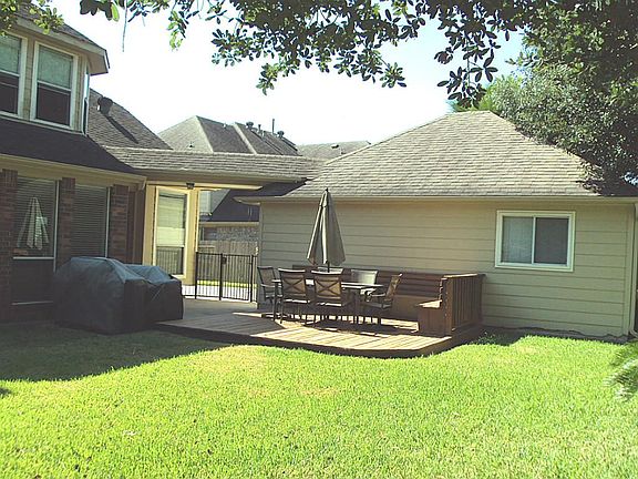 4th image of 1814 Crescent Oak Dr
