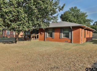 2402 Sampson Dr, Tyler, TX 75701