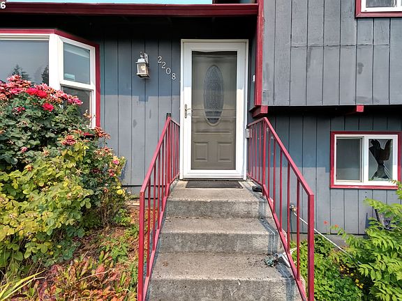 2nd image of 2208 NW 102nd St