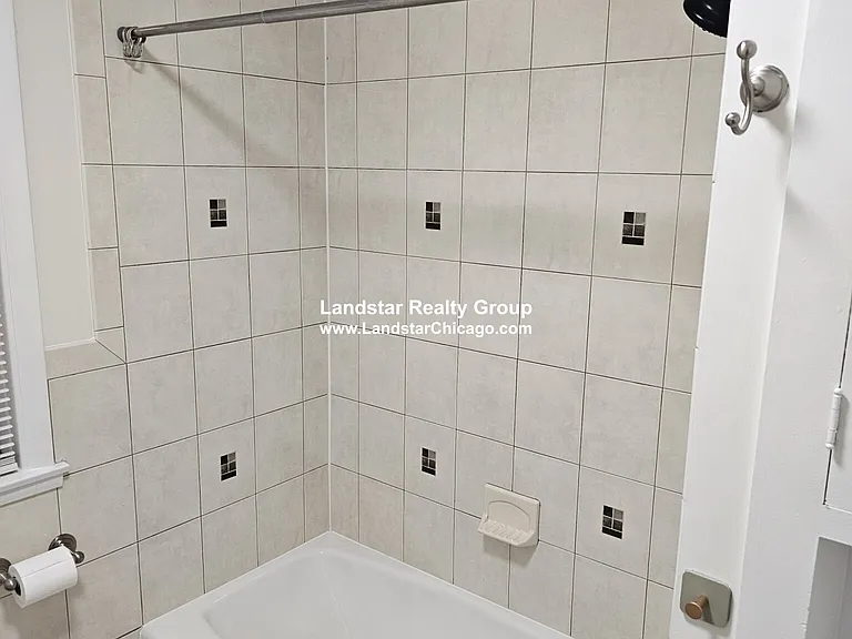 7247 W Touhy Ave #2F — Photo 12