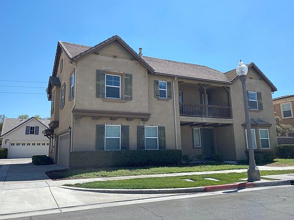 3rd image of 16061 Begonia Ave