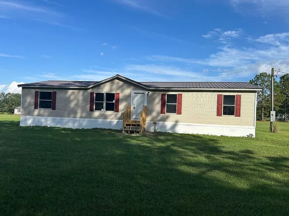 126 Banks Rd, Ochlocknee, GA 31773