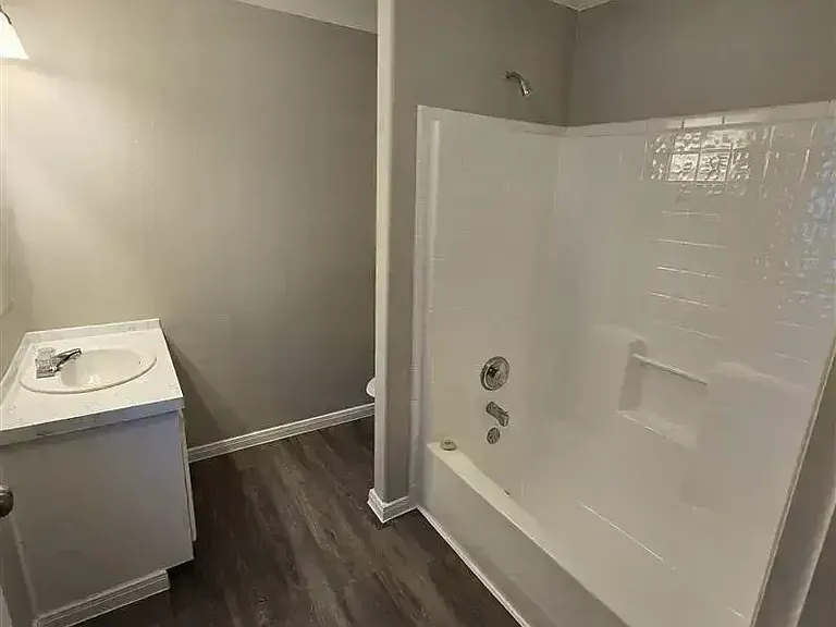 15706 Clarke Springs Dr #15706C — Photo 11