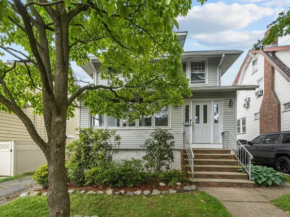 245 Chestnut Ave, Bogota, NJ 07603
